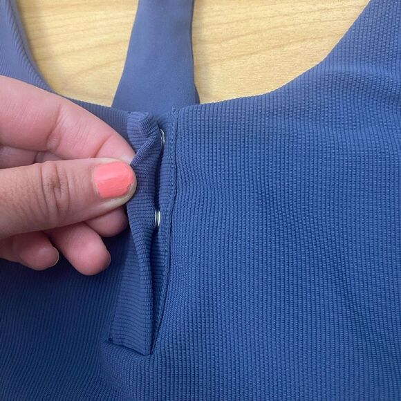 L*Space Active Underdog Henley Ribbed Sports Bra - Picture 4 of 6